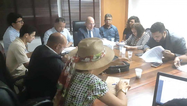 Deputado Antonio Pedro reúne-se com representantes da Educação para debater reforma da Previdência 