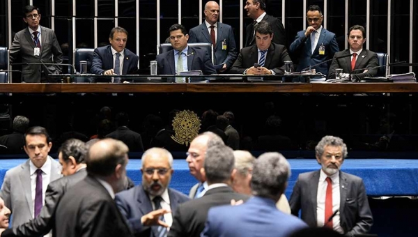 Aprovada em dois turnos, PEC Paralela da Previdência segue para a Câmara  