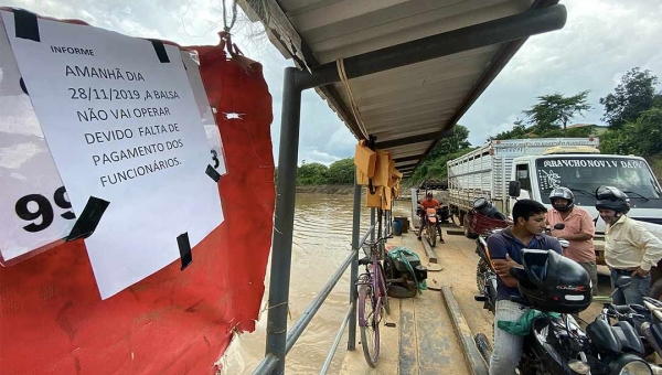 Balsa que faz travessia entre Xapuri e Sibéria vai parar por falta de pagamento