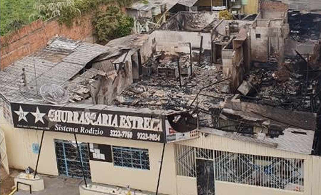 Um dia após incêndio, foto mostra destruição na churrascaria Estrela