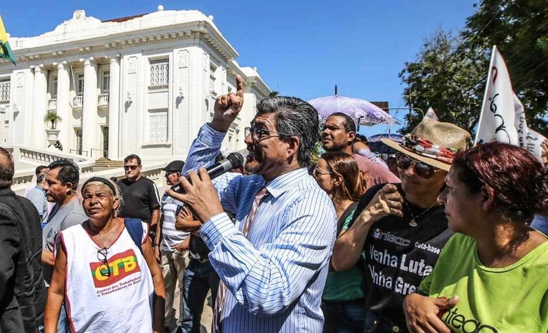 Edvaldo Magalhães diz que governo erra ao deixar o diálogo e ir para o confronto com os servidores