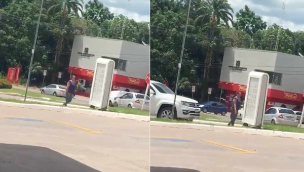 Vídeo mostra mulher furtando flores de rotatória em Rio Branco