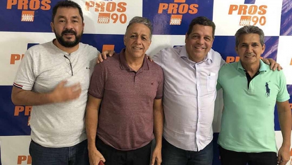 PSDB de Rocha abre diálogo com o PROS e Maria Antonia acena com o governo em votação do Orçamento