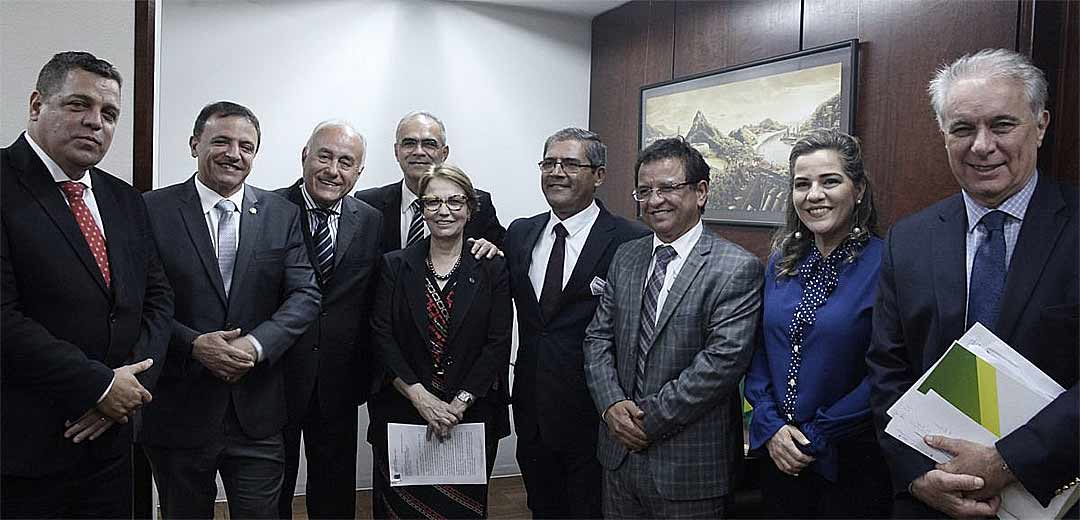 Major Rocha e ministra da Agricultura pactuam ações pelo desenvolvimento do Acre