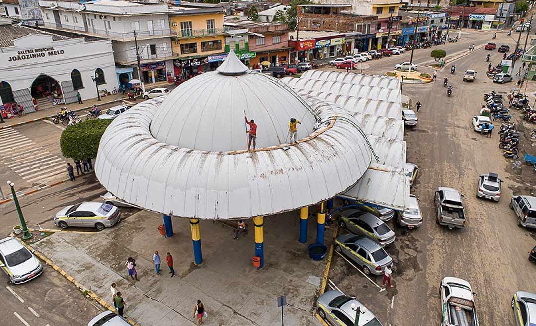 Prefeitura de Cruzeiro do Sul realiza revitalização da Praça dos Taxistas