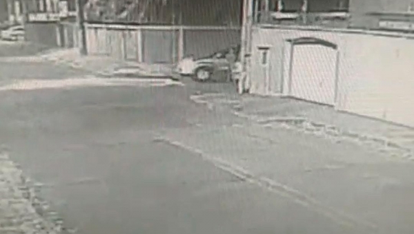 Homem é sequestrado durante assalto na noite desta terça-feira, em Rio Branco; assista ao vídeo