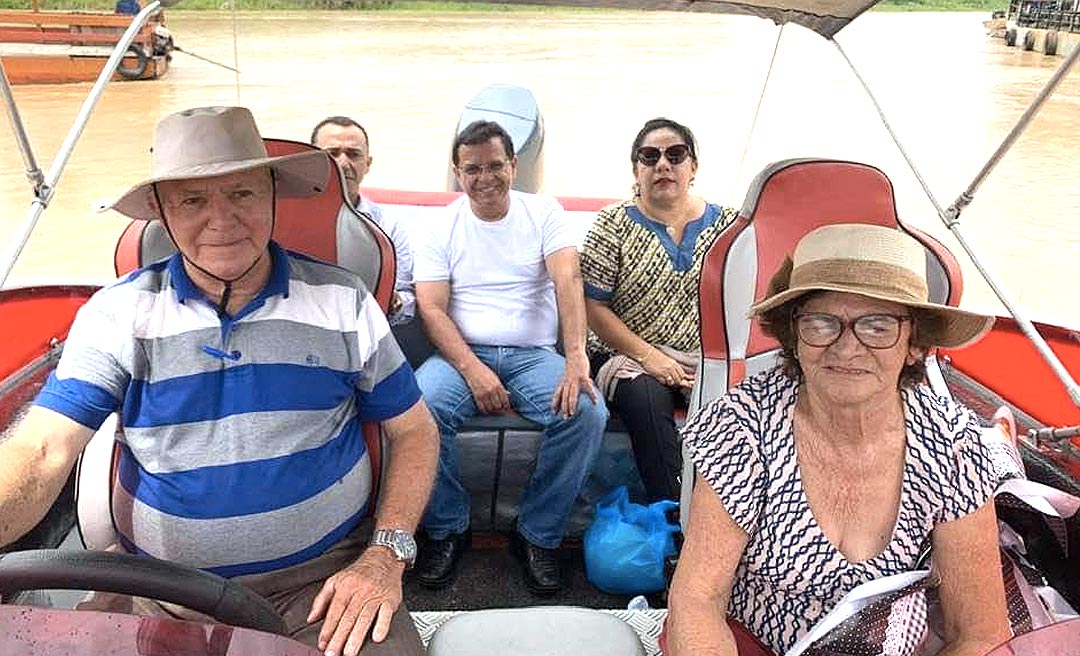 No recesso, Luiz Gonzaga visita comunidades Torre da Lua e São Jerônimo