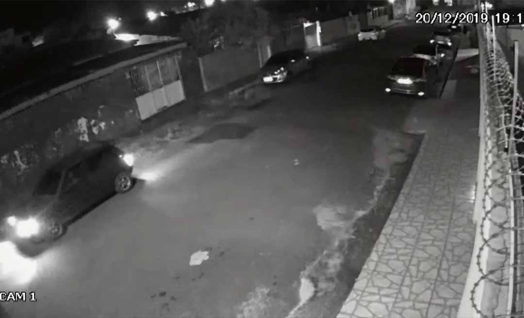 Assaltantes tiram mulher de carro à força e levam veículo no bairro Procon, em Rio Branco