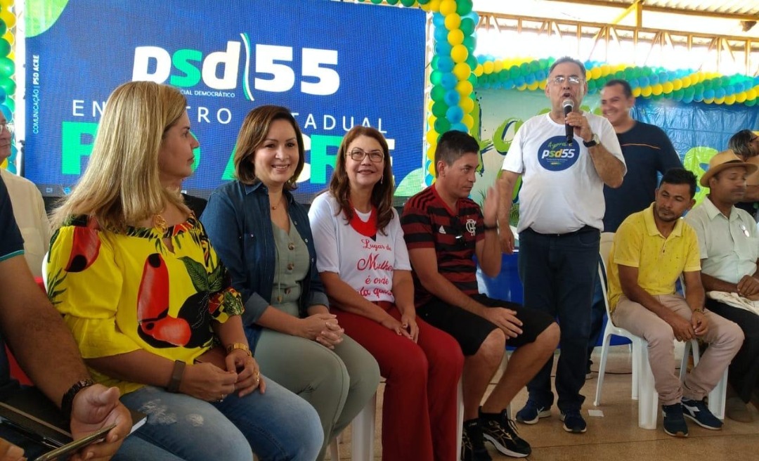 Provável candidata de Petecão à prefeitura, Socorro Neri é aplaudida em festa do PSD 