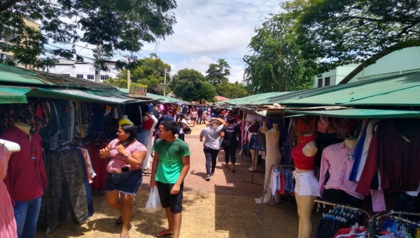 Comércio de Rio Branco fica aquecido com as vendas de natal