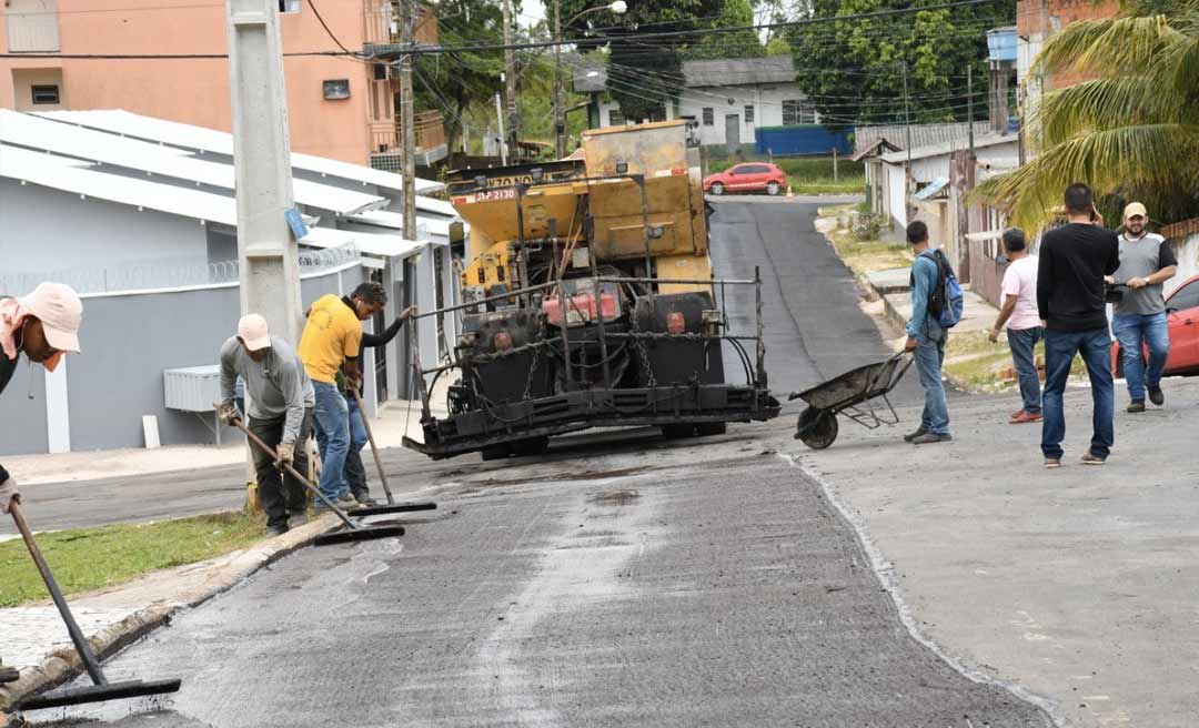 Prefeitura de Cruzeiro do Sul realiza recapeamento ruas do Alumínio