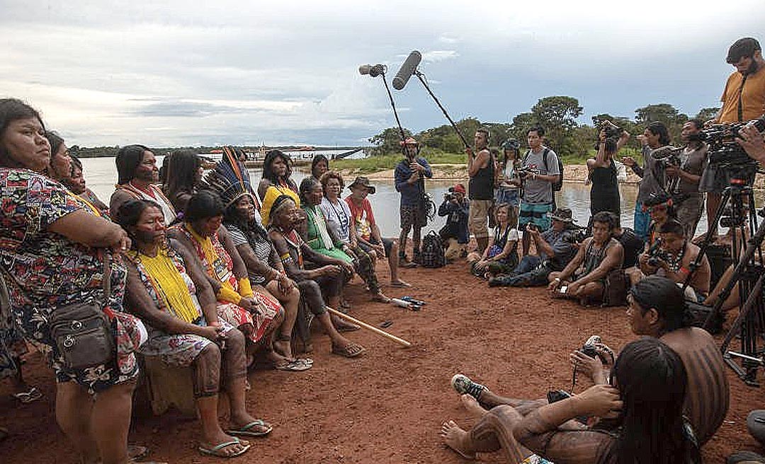 Filha de Chico Mendes e líder indígena anunciam aliança contra Bolsonaro