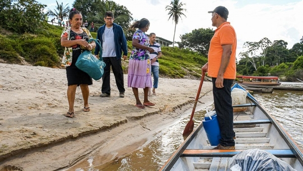 Ilderlei visita e dialoga com moradores de todas as comunidades do Rio Juruá Mirim