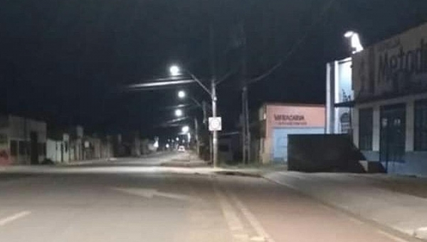 Vivendo sob o medo, Rio Branco tem noite de cidade fantasma