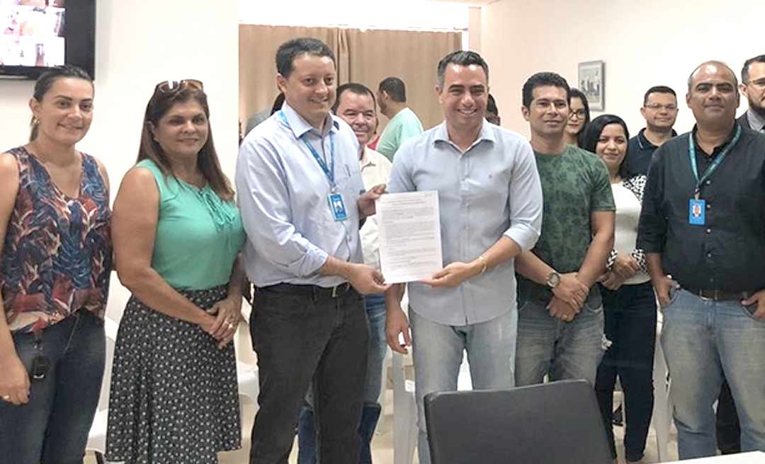 Senador Guiomard ganha projeto de iluminação pública