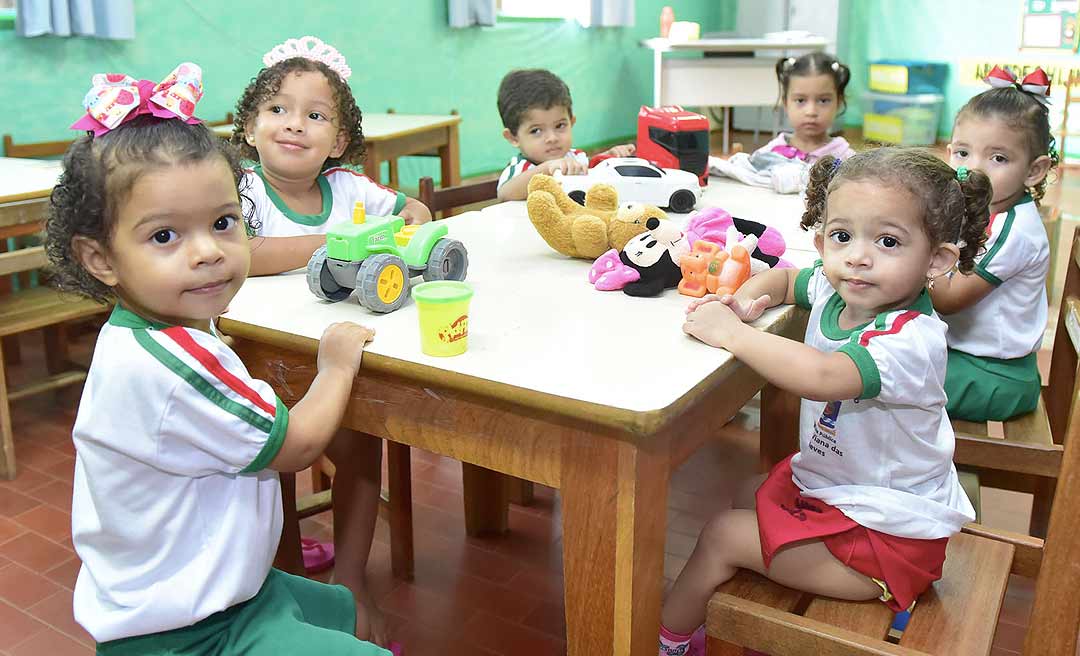 Aulas na rede municipal de ensino de Rio Branco iniciam no dia 2 de março, informa a prefeita Socorro Neri