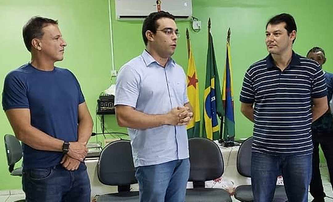 Prometendo acirrar disputa contra petista, Carlos Venicios é apresentado como pré-candidato a prefeito de Xapuri