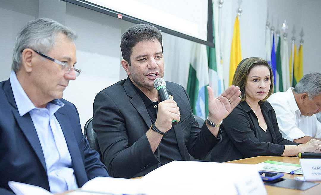 Em evento da Amac, Gladson garante apoio a todas as prefeituras sem distinção de cores partidárias 