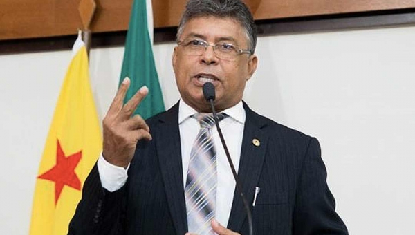 Deputado Antonio Pedro comemora a aquisição de recursos pelo governo para a recuperação de ramais em Xapuri