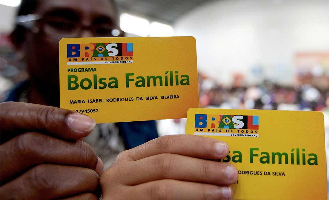 Quase metade da população do Acre vive de recursos do Bolsa Família, revela Ministério