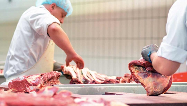 Há duas semanas mercado público de Tarauacá está sem carne