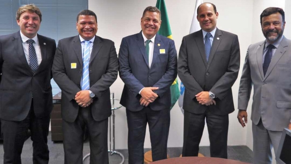 Major Rocha agradece apoio da Anac na integração com o Peru