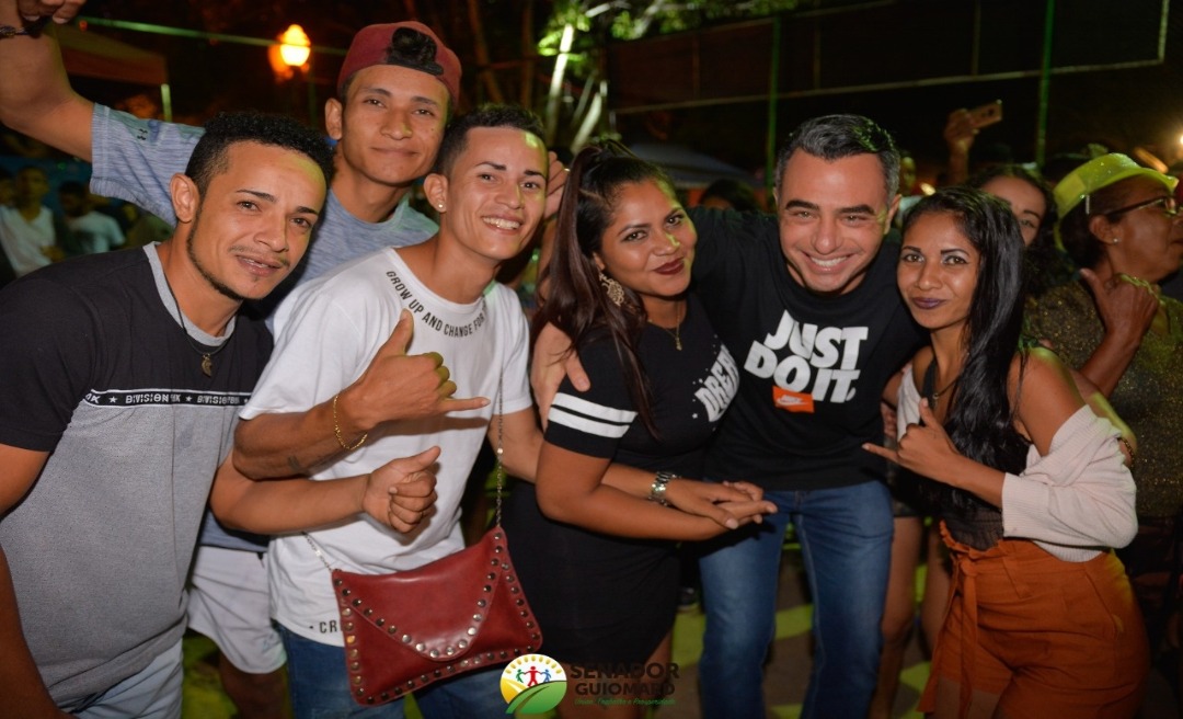 André Maia diz em primeira noite de Quinari Folia que Carnaval no município volta ainda mais organizado, alegre e com segurança