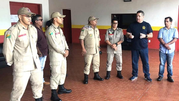 Luiz Gonzaga agradece Polícia Militar e Corpo de Bombeiros pelo trabalho realizado no Carnaval