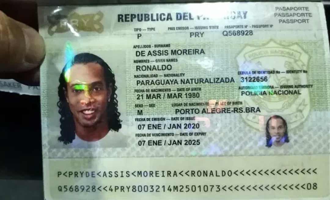 Ronaldinho Gaúcho é detido no Paraguai por uso de documento falso