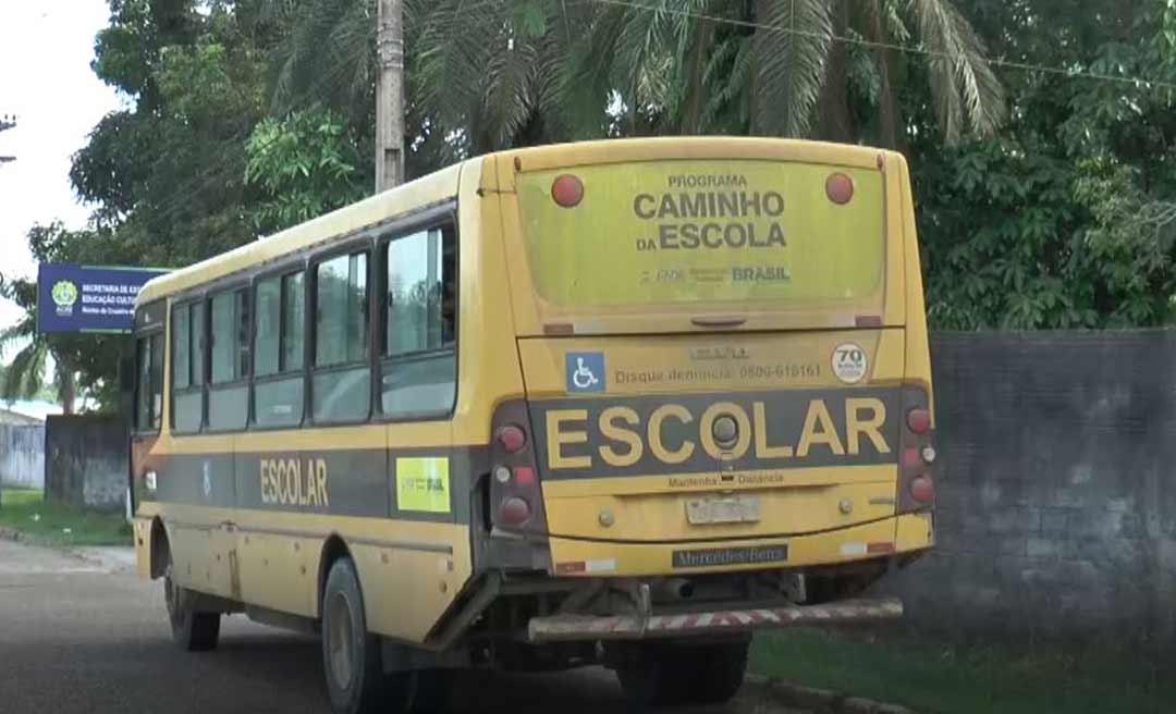 Pais denunciam suspensão no transporte escolar em escolas de Cruzeiro do Sul