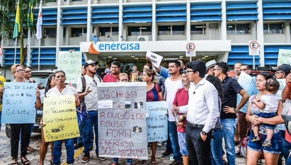 Proposta pede a suspensão do contrato de concessão da Energisa no Acre