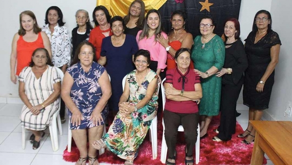 Show Mulheres que Brilham destaca o poder feminino em Brasileia 