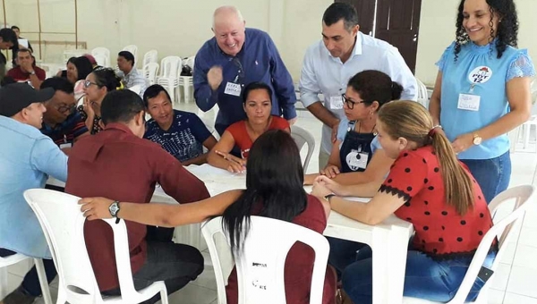 Jesus Sérgio participa de encontro que teve como finalidade elaborar um Plano de Trabalho para Tarauacá