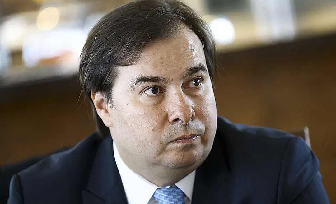 Com medo do coronavírus, Rodrigo Maia restringe acesso de pessoas na Câmara dos Deputados