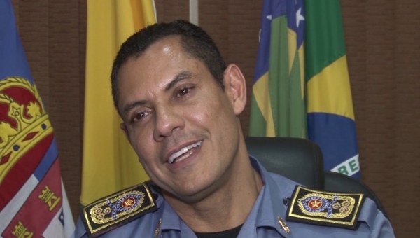 Ulysses sugere que jornalista é defensor de “maconheiros” e contra a polícia