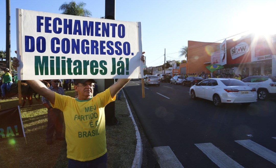 Bolsonaristas do Acre não seguem orientação de Bolsonaro e mantêm ato no domingo 