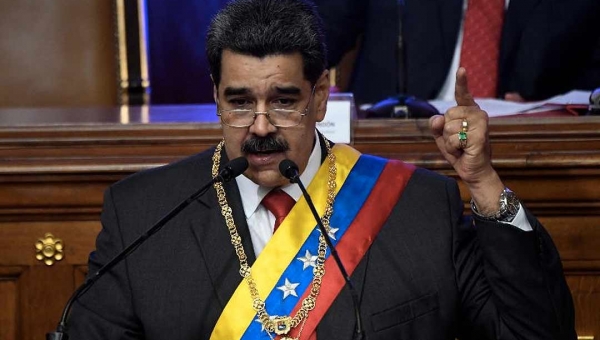 EUA acusam Maduro de narcoterrorismo e oferecem recompensa por prisão