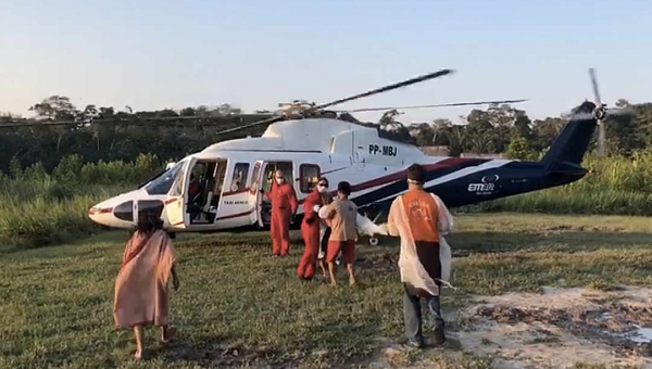 Criança picada por cobra é resgatada pelo Samu em aldeia isolada no Acre