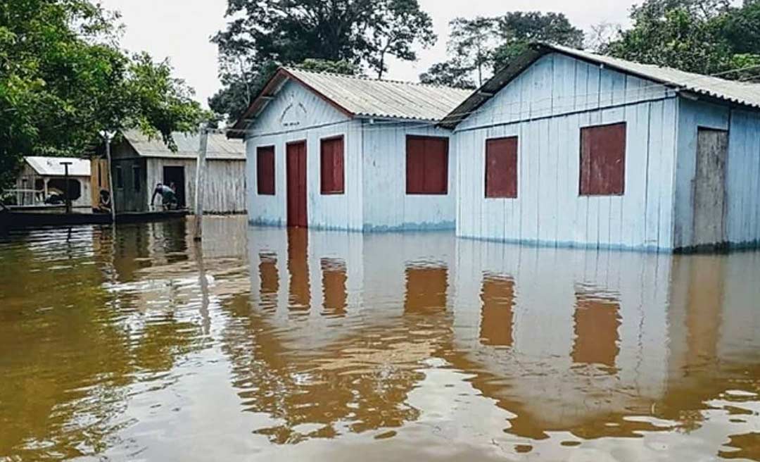 Rios em Mâncio Lima transbordam e afetam quase 500 famílias