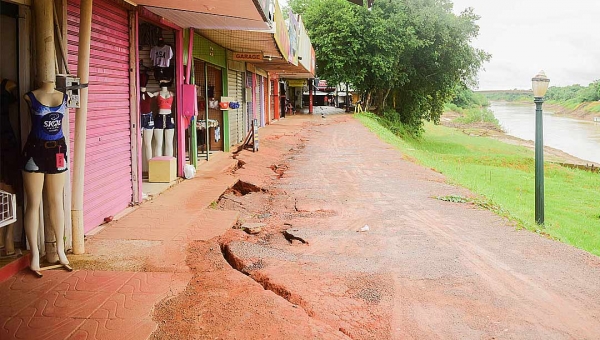 Prefeitura de Rio Branco realiza mutirão e monitora pontos da cidade após chuva
