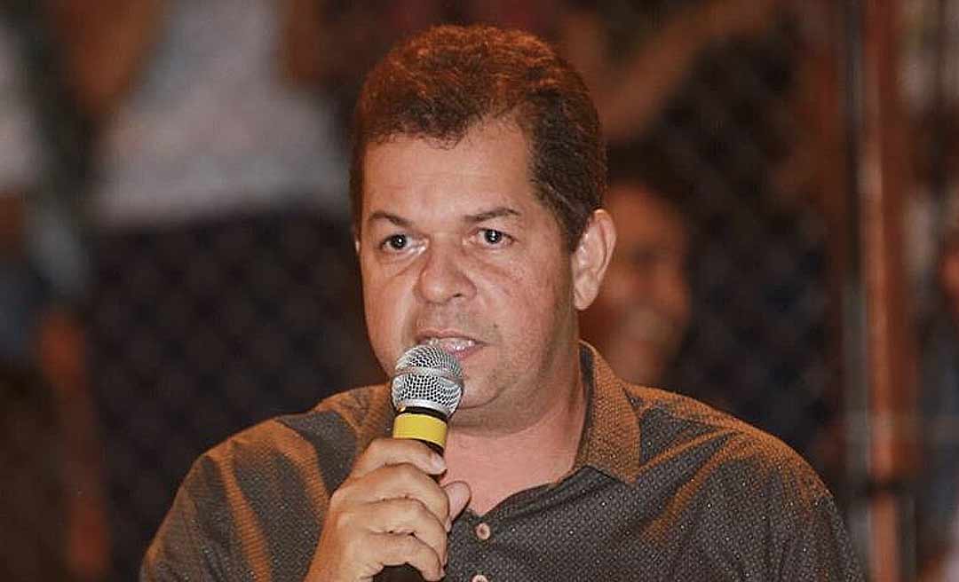 Prefeito de Feijó encerra contrato com empresa de coleta de lixo