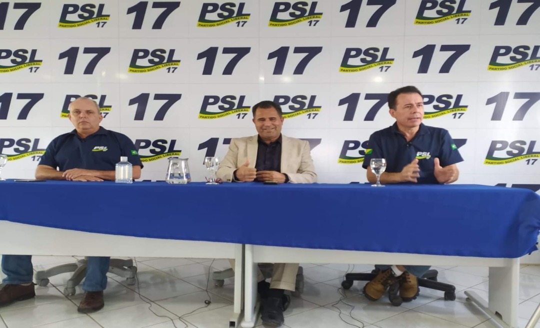 Em live, PSL lança pré-candidatura de Fernando Zamora 