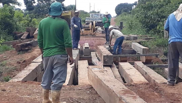 Prefeito André Maia quer sua equipe intensificando melhorias de ramais e reconstrução das pontes