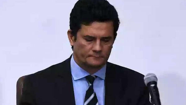 Sergio Moro deixa o governo Bolsonaro após exoneração de diretor da Polícia Federal