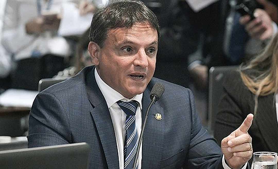 Bittar afirma que foi "estranho" Moro "sair atirando" e acrescenta: "Bolsonaro que foi eleito, não Moro"