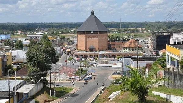 Servidora da maternidade de Cruzeiro do Sul é o oitavo caso de covid-19 na cidade; prefeito teme contaminação de pacientes e crianças