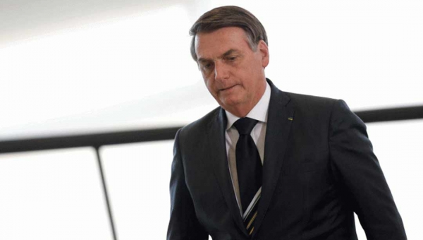 De surpresa, Bolsonaro anuncia troca de chefe da PF-RJ; delegados reagem