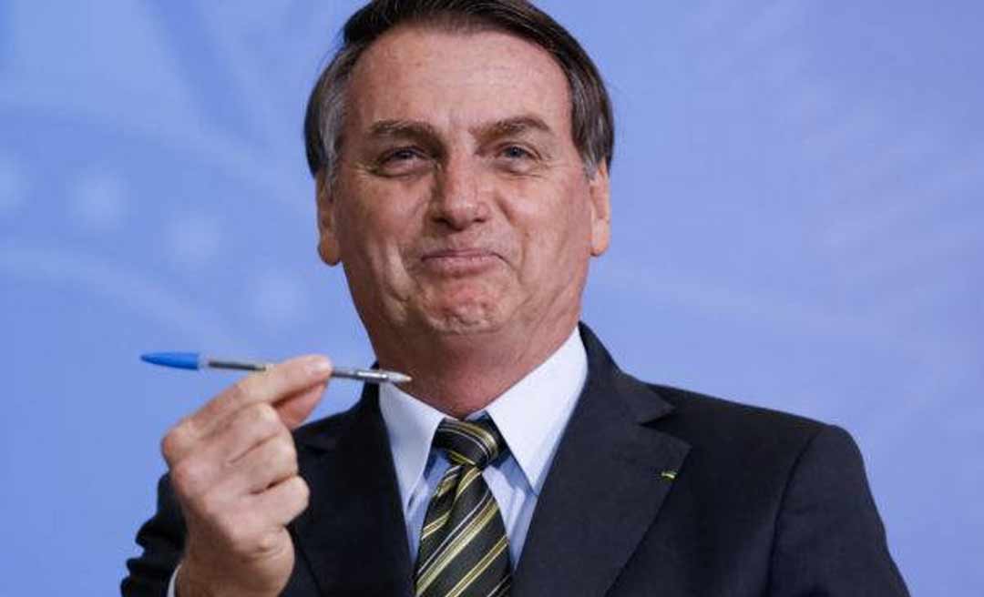 Bolsonaro diz que vai vetar trecho da ajuda aos estados que libera reajuste salarial para servidores