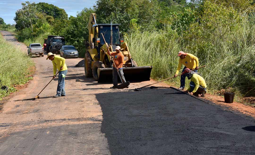 Prefeitura de Rio Branco inicia obras e pavimentação de ramais no Cinturão Verde do município