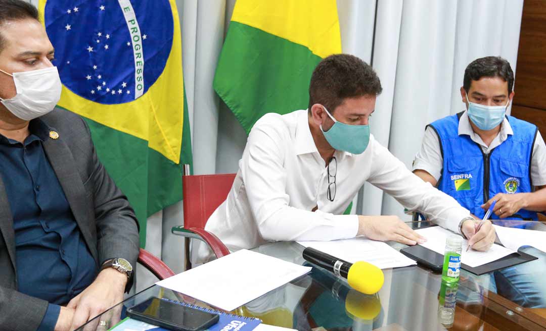 Governador assina ordem de serviço para construção do hospital de campanha em Cruzeiro do Sul